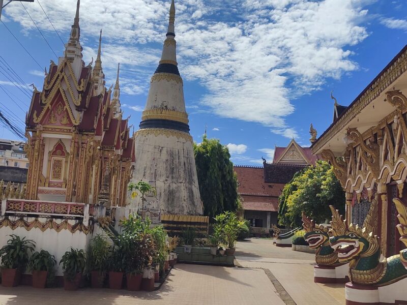 Храм Ват Луанг