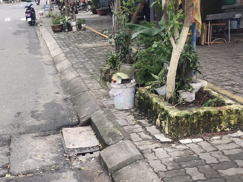 Дананг урна