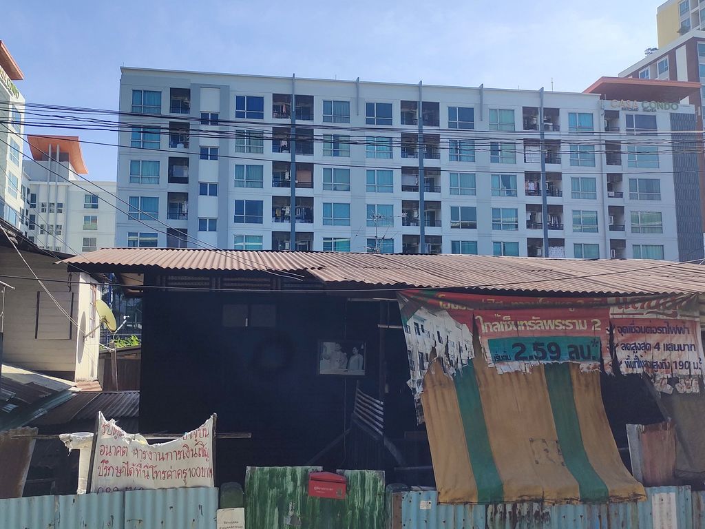 Бангкок – город контрастов: блеск небоскребов и тень лачуг