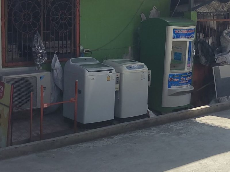 Прачечный дзен: почему в Лаосе стиралки носят броню, а в Бангкоке – нет?