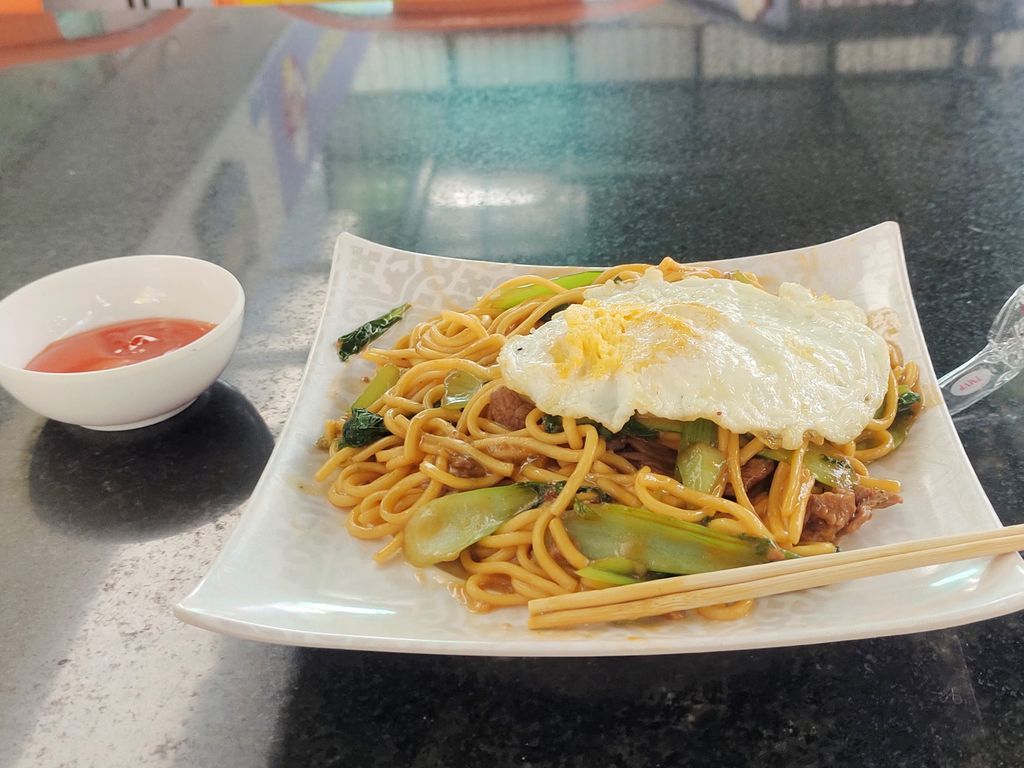 Пномпеньский обед чемпиона: знакомство с аутентичным Ми Ча Сать Ко