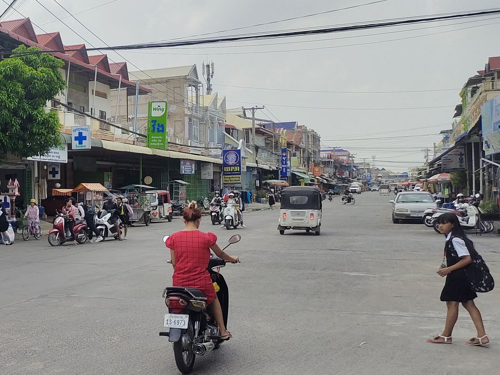 Другой Пномпень: заглядывая за глянцевый фасад столицы (и обнаруживая там душу!)